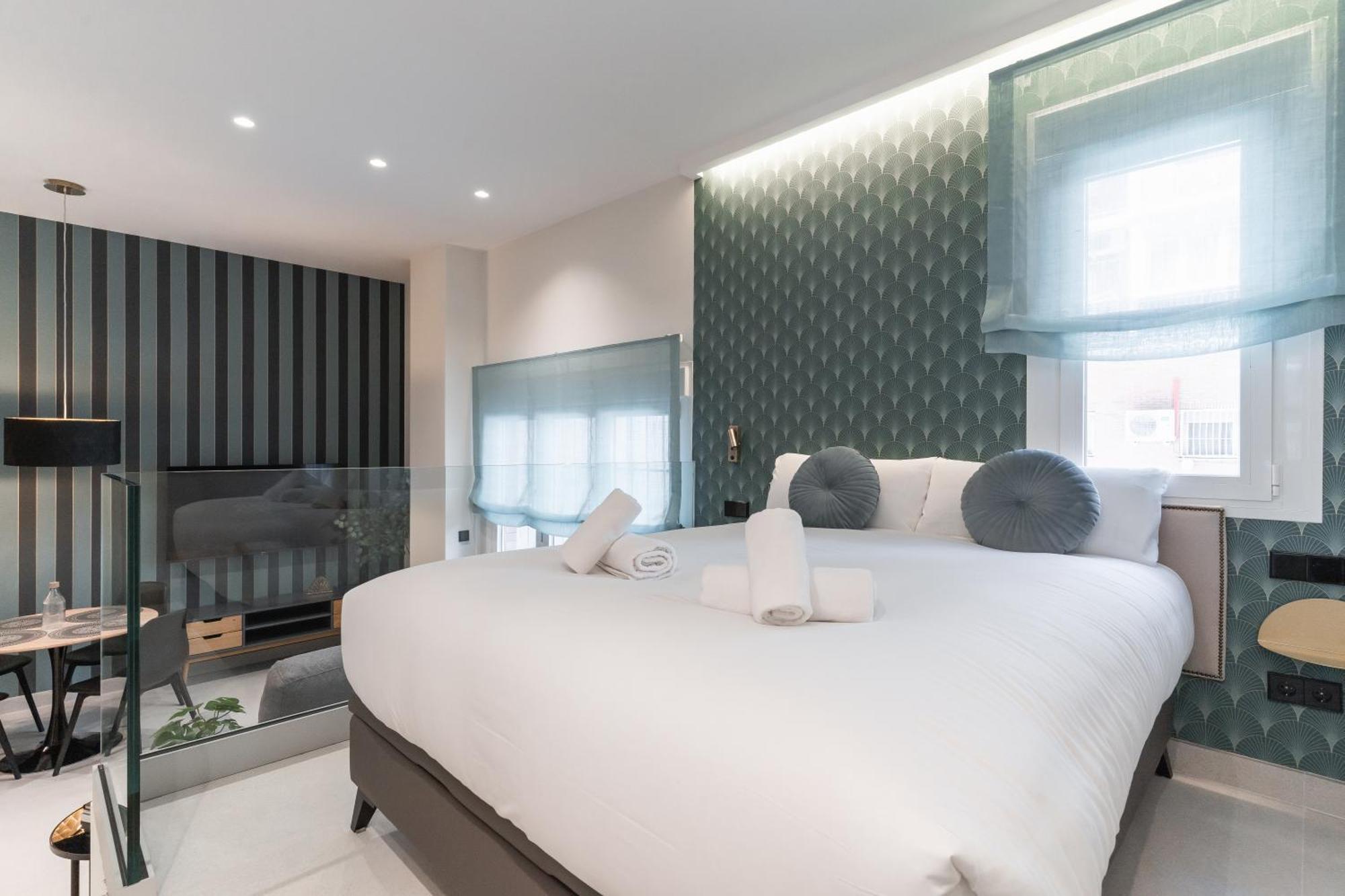 Laurel-Mintystay Apartments マドリード エクステリア 写真