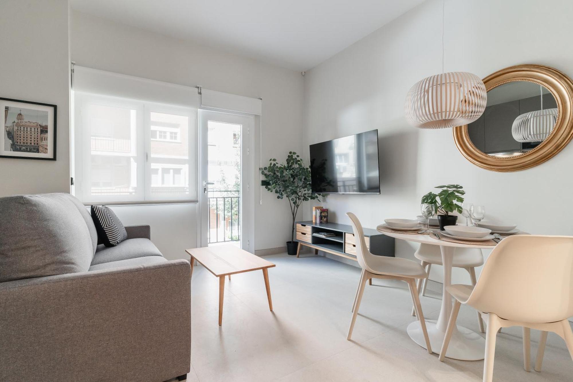 Laurel-Mintystay Apartments マドリード エクステリア 写真