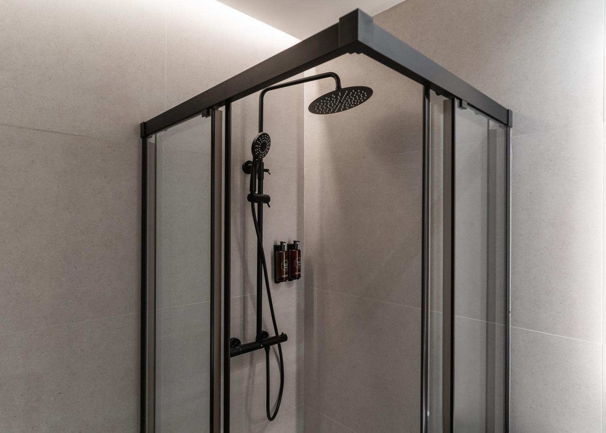 Laurel-Mintystay Apartments マドリード エクステリア 写真