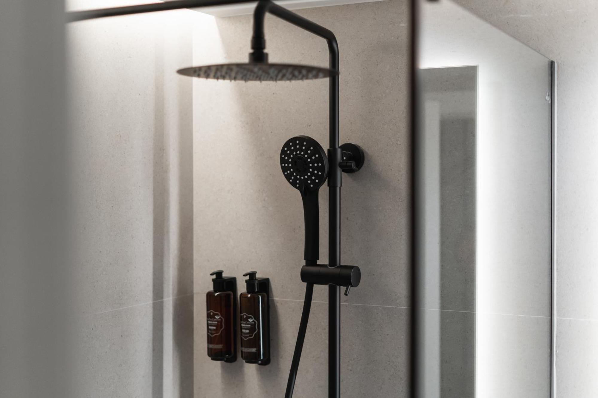 Laurel-Mintystay Apartments マドリード エクステリア 写真