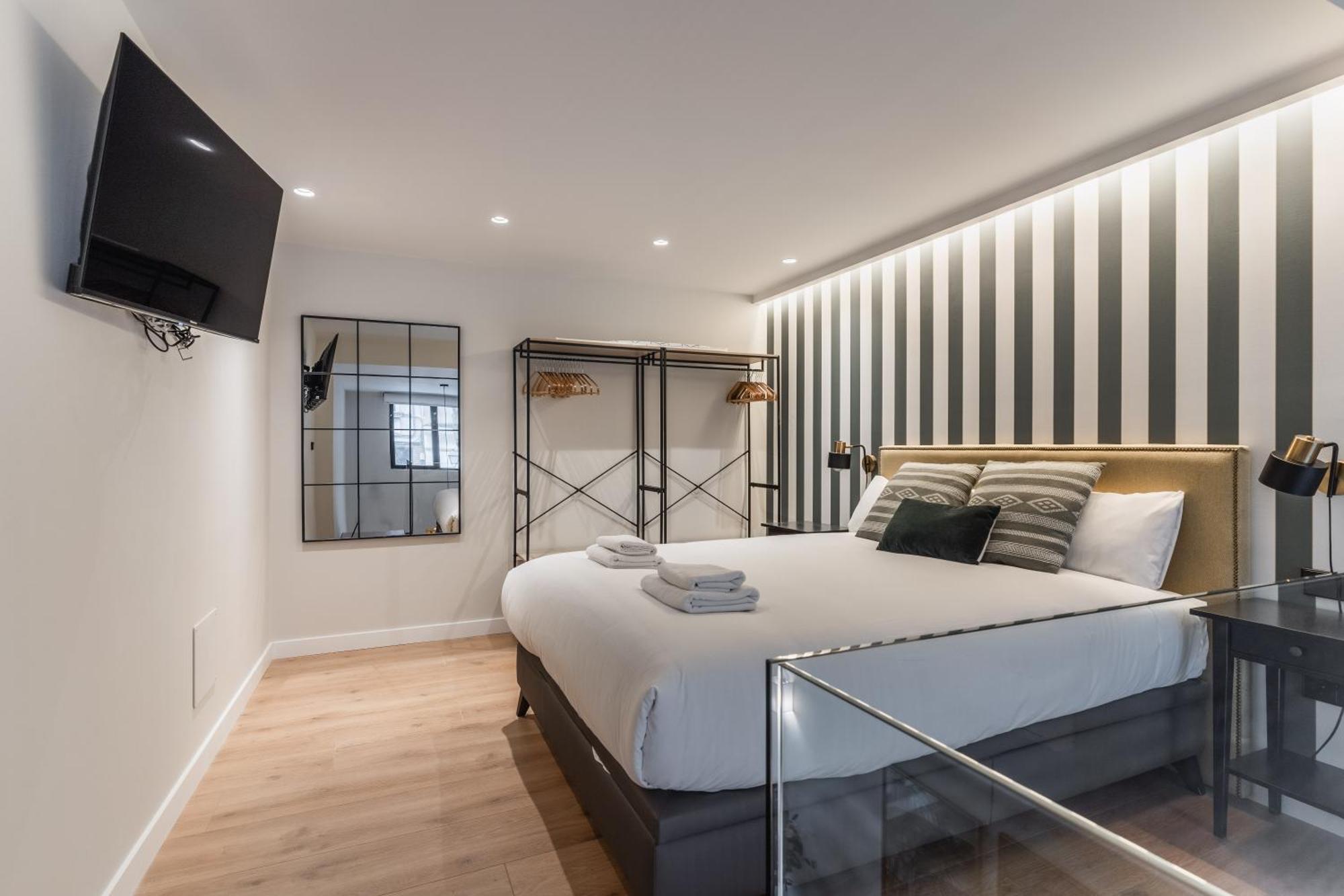 Laurel-Mintystay Apartments マドリード エクステリア 写真