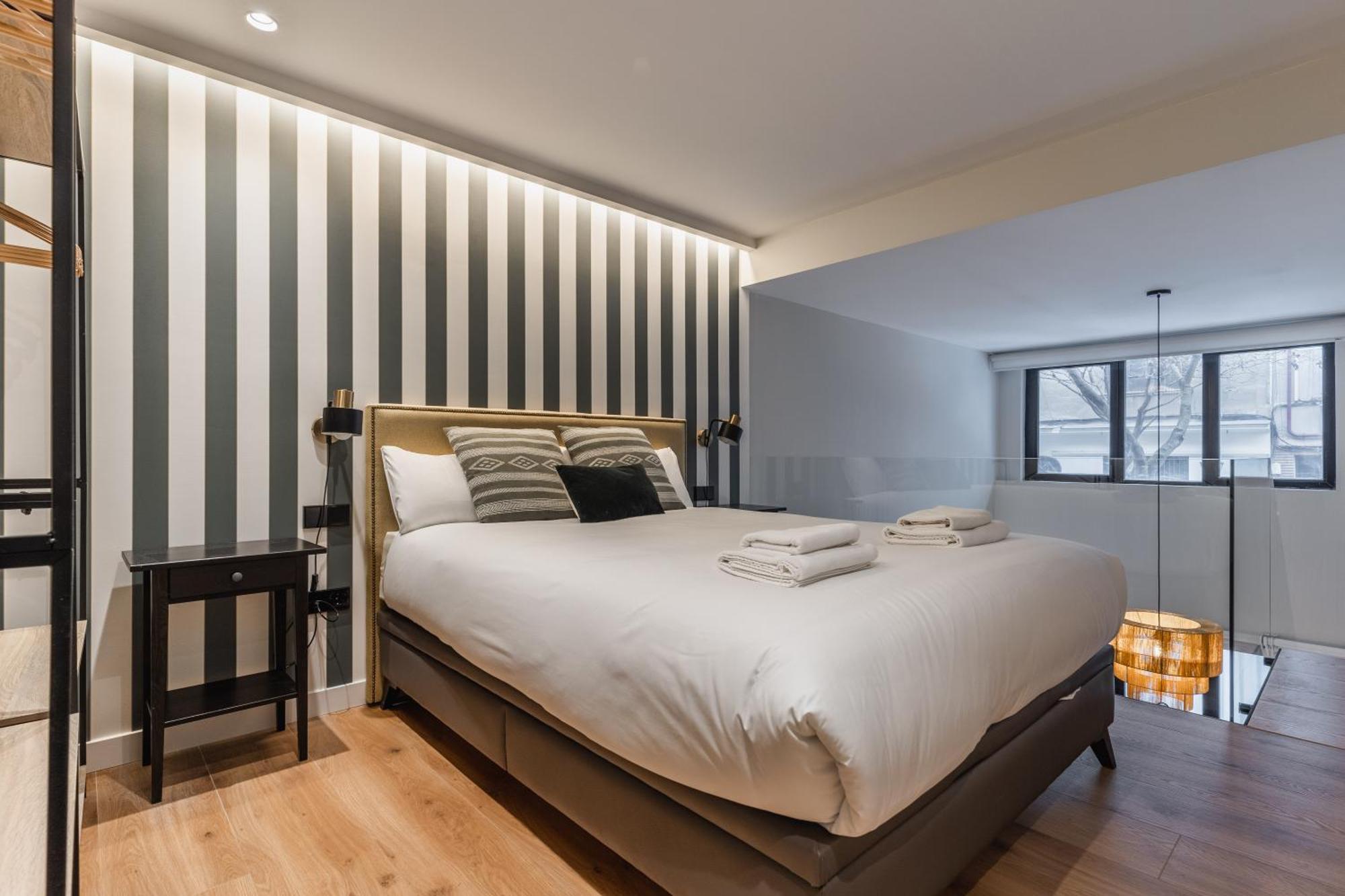 Laurel-Mintystay Apartments マドリード エクステリア 写真